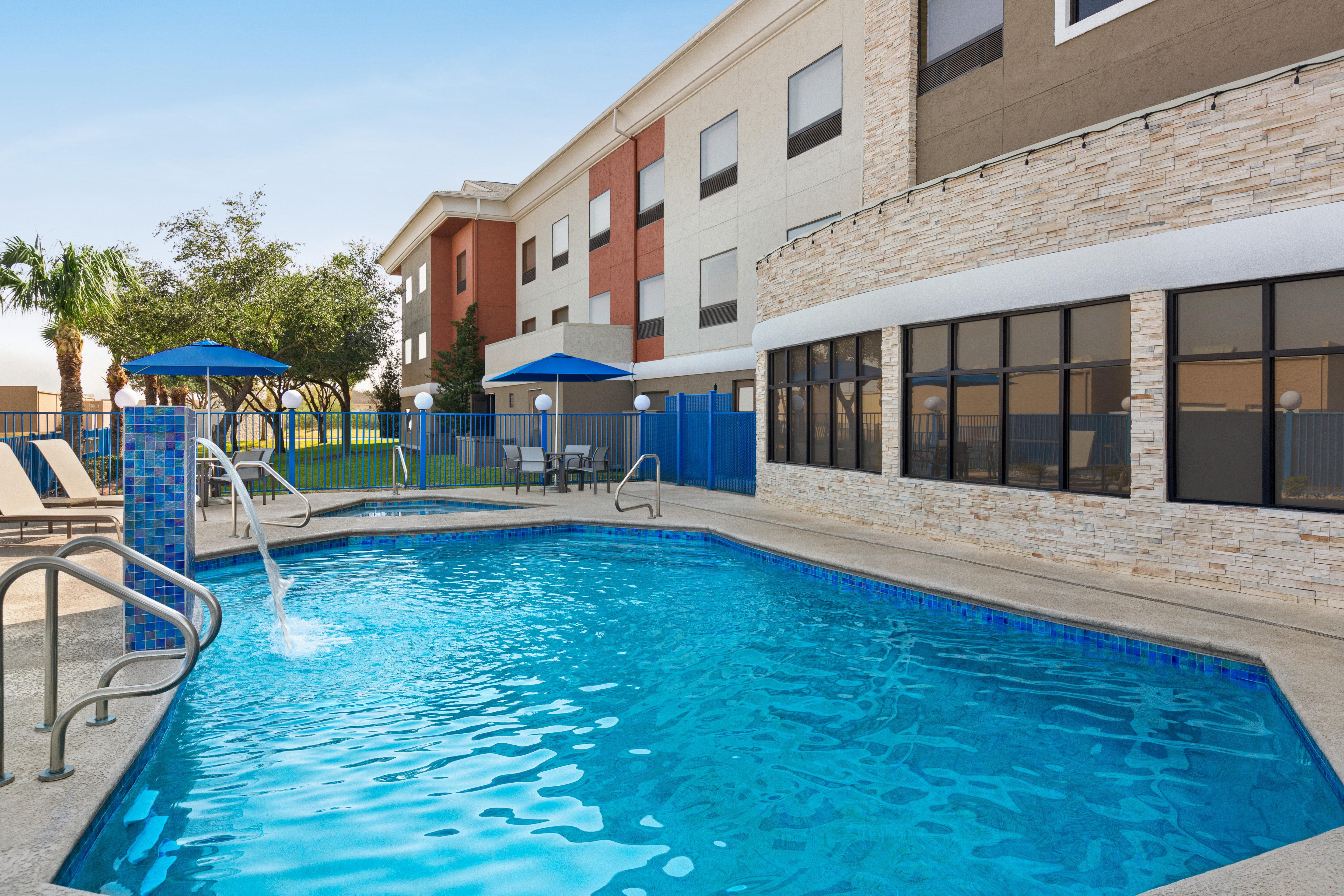 Holiday Inn Express Hotel & Suites Mission-Mcallen Area, An Ihg Hotel Exterior photo